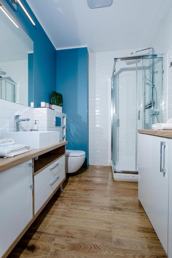 Apartament Blekitny Gardenia Dziwnow Z Widokiem Na Morze Epapartamenty Екстериор снимка