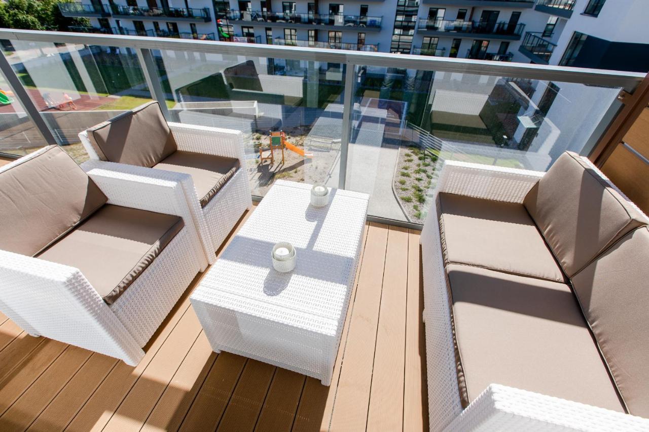 Apartament Blekitny Gardenia Dziwnow Z Widokiem Na Morze Epapartamenty Екстериор снимка
